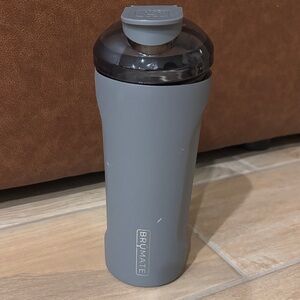 BrüMate Gray Insulated shaker 18oz